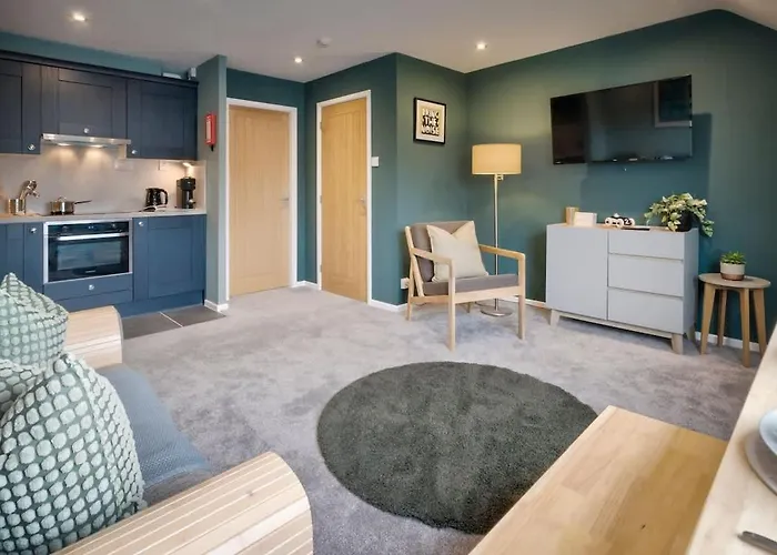 Quarry Loft, Bowness On דירה ווינדרמר